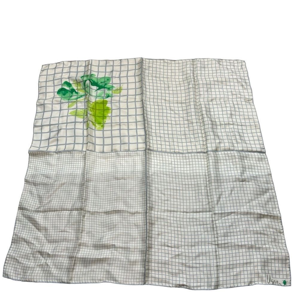 RARE Vintage Late 60’s Vera Neumann Brand Green and Ivory Floral Scarf‎